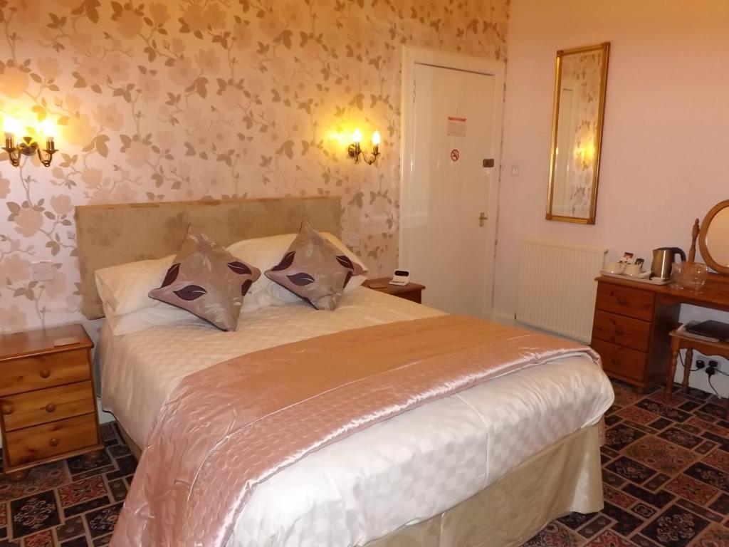 פרת' Almond Villa Guest House חדר תמונה